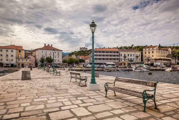 Apartment M&M Senj  Eksteriør billede